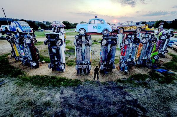 carhenge guardian